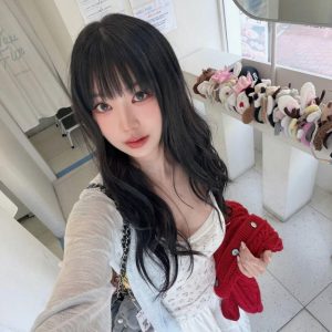 Suzyn : Korean girl escort in Singapore